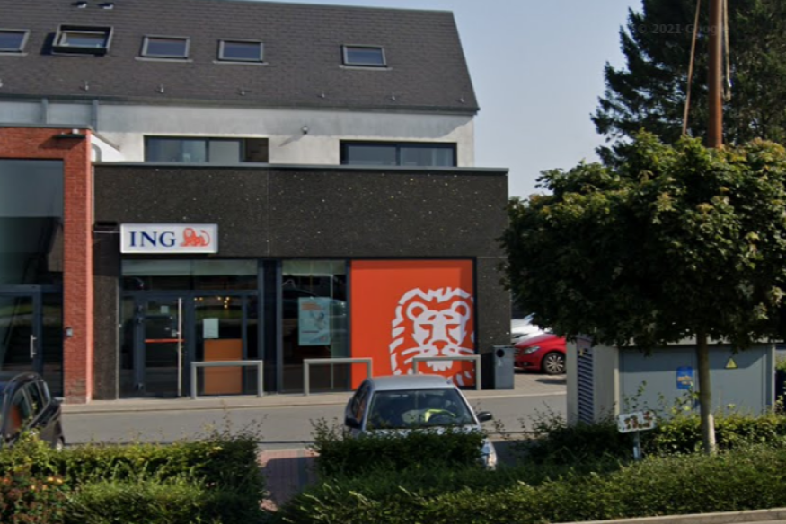 Alerte au colis suspect dans une banque de Chimay.