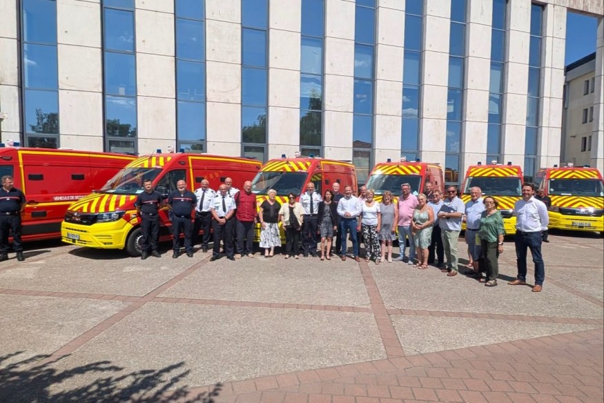 Aisne : six nouveaux véhicules de secours pour les pompiers.