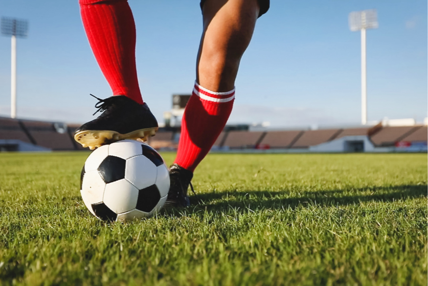 Aisne : un match de foot arrêté après des propos racistes.