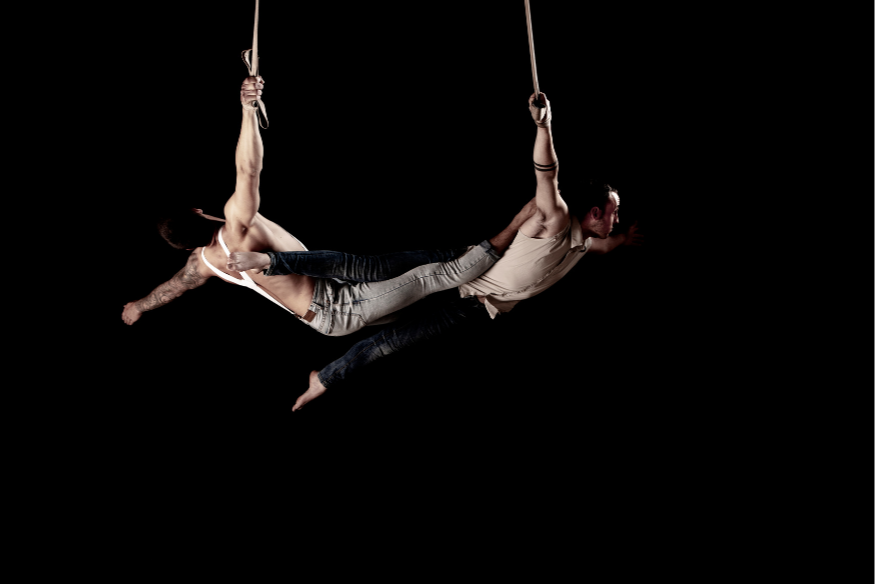 Vervins : onze demandeurs d’emploi relèvent le défi des arts du cirque.